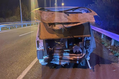 Bursa’da kamyonet hafif ticari araca çarptı: 1 ölü, 4 yaralı