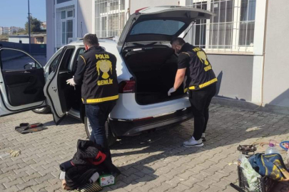 Bursa'da polisin şüphe üzerine durduğu araçtan uyuşturucu çıktı