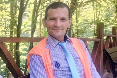 Üzerine ağaç düşen belediye işçisi hayatını kaybetti