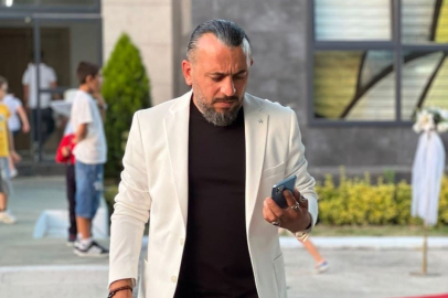 İş adamı mezarlıkta ölü bulundu