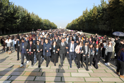 Bursalı gençler, Ata’nın huzuruna çıktı