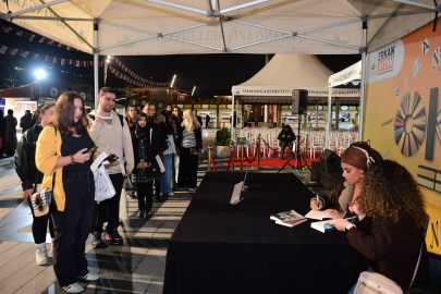 Osmangazi Kitap Fuarı tüm hızıyla devam ediyor