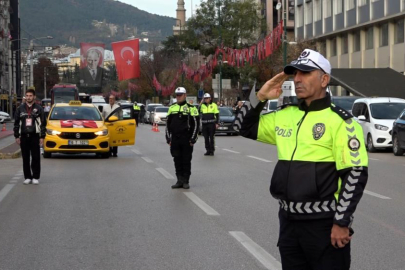 "09.05’te Tüm Bursa Tek Yürek Oldu: Ata’ya Sonsuz Saygı"