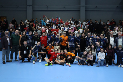 Büyükşehir Belediyespor EHF Avrupa Kupası’nda tur kapısını araladı