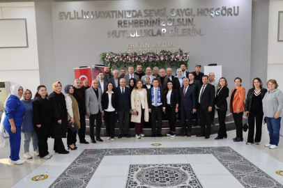 Başkan Aydın’a Ovaakça’da hizmet teşekkürü