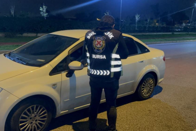 Bursa'da sivil trafik ekiplerinden gece denetimi