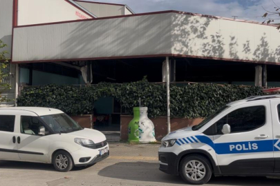 Kayınpeder tüfekle kıraathaneyi bastı...Eski damadını darp edip bıçakladı