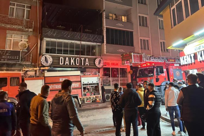 Bursa'da patlayan pelet soba kafede yangın çıkardı