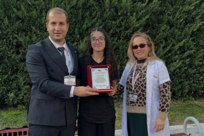 Sınav Koleji Öğrencisi Melis Ecrin Türk, Tüm Kampüslerin Birincisi Oldu