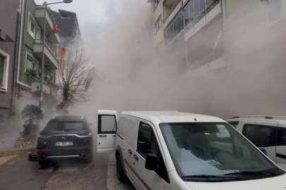 “Bursa'da Yanlış Yıkım Paniği: 4 Katlı Bina Bir Anda Çöktü”