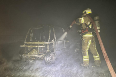 Bursa’da marangoz atölyesinde yangın: elektrikli araç ve ATV motor alev aldı