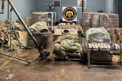 Bursa’da sahte kahve operasyonu: Tonlarca ürün ele geçirildi