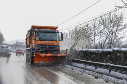 Karla mücadelede yoğun mesai