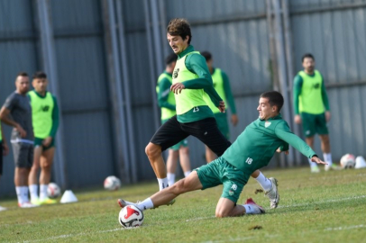 Bursaspor Antalya kampına çıkıyor