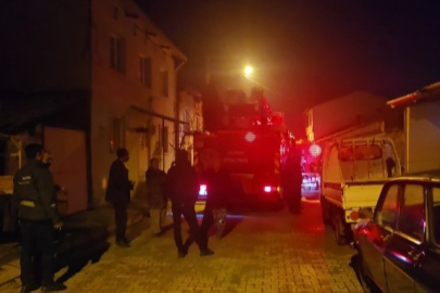 Orhaneli'de yangını mahalleliyi sokağa döktü