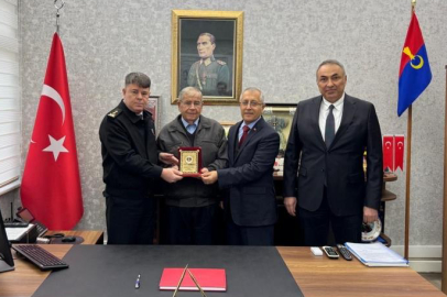 İnegöllü çiftçi 70 milyonluk mal varlığını jandarmaya bağışladı