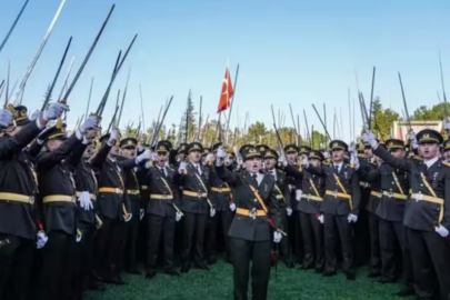 TSK'dan ihraç edilen teğmenlerle ilgili flaş karar! Mahkeme iptal etti...
