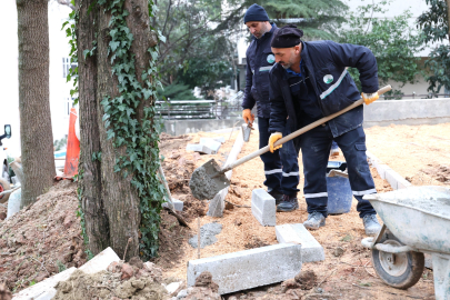 Osmangazi’de Parklar Yenileniyor