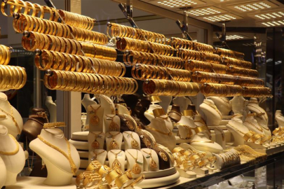 Altın kanatlandı uçuyor