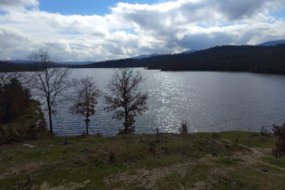 Bursa Büyükorhan Barajı taşıyor