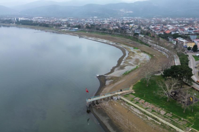 İznik Gölü'nde kuraklık alarmı: Yağışlara rağmen çekilme sürüyor