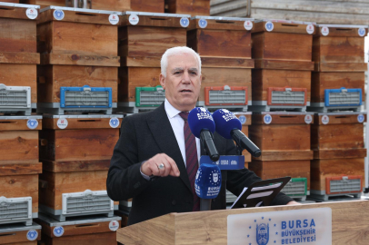 Büyükşehir'den arıcılara kovan desteği