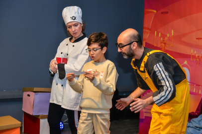 ‘Kralın Kayıp Şapkası’nı çocuklar buldu