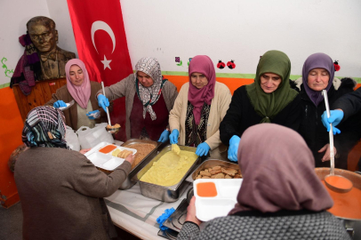Büyükdeliller ve Küçükdeliller Mahallelerinde Birlik Sofraları Kuruldu