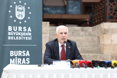 Bursa, fethin 700. yılında dünya sahnesinde