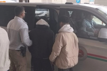 Uyuşturucu tacirleri kıskıvrak yakalandı