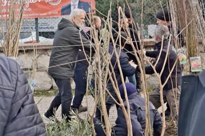 Bursa’da seyyar satıcılardan zabıtaya bıçaklı saldırı, 1 zabıta yaralandı