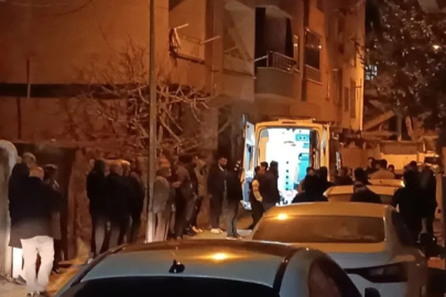 Genç kız sahurda babasını öldürdü!