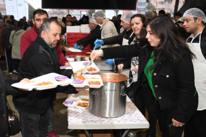 Osmangazi Belediyesi 1050 Konutlar’da Birlik Sofrası Kurdu