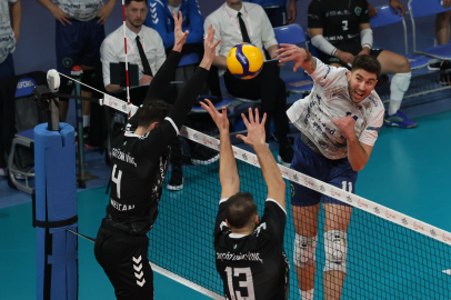 Büyükşehir'in Efeleri Play-Off'u garantiledi