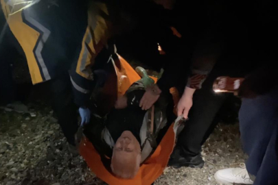 Balık tutmak için açılan kayık battı, baba-oğul ölümden döndü