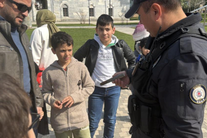 İznik Gölü kıyısında oynayan çocuklar top mermisi buldu
