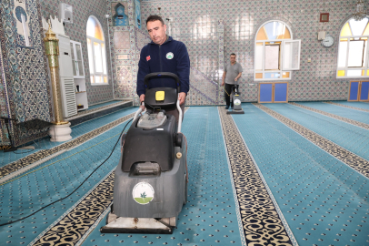 Osmangazi'de Camiler Bayram İçin Pırıl Pırıl Yapıldı