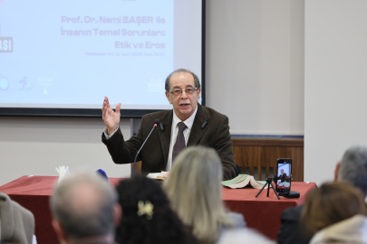 Bursa'da felsefe söyleşisine yoğun ilgi