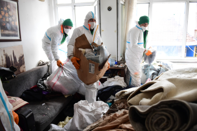 Osmangazi Belediyesi Çöp Eve Müdahale Etti, Kayıhan Rahat Nefes Aldı