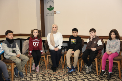 Osmangazi’de Çocuklar Felsefe Atölyesi İle Düşünsel Yolculuğa Çıktı