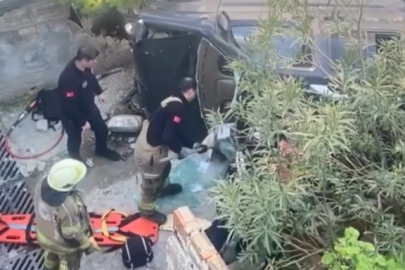 Bursa’da Dehşet Anları: Otomobil Merdivenlerden Aşağı Yuvarlandı!