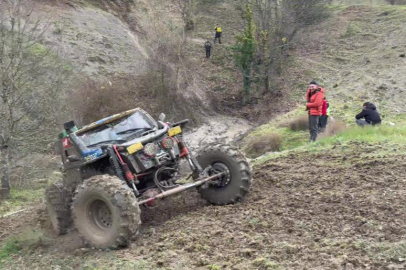 Nefes kesen anlar; Bursa'da Off-Road yarışında takla attı