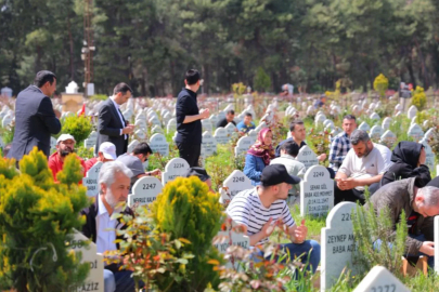 Sözün bittiği yer! Dört sınıf arkadaş yan yana toprağa verildi
