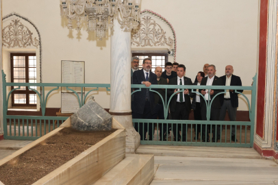 Başkan Aydın’ın Cuma Durağı Muradiye Mahallesi Oldu