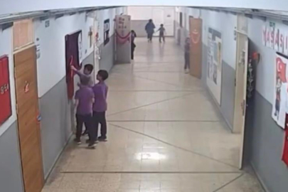 Minik yüreklerden büyük duyarlılık Türk Bayrağına duygulandıran dokunuş