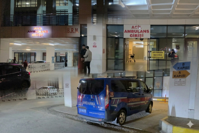 Askeri araç duvara çarptı: 2 asker yaralandı