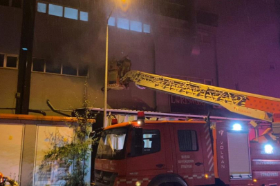 Bursa'da mobilya fabrikası yangını ​