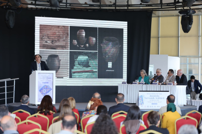 Anadolu’nun seramik kültürü Bursa’da konuşuldu